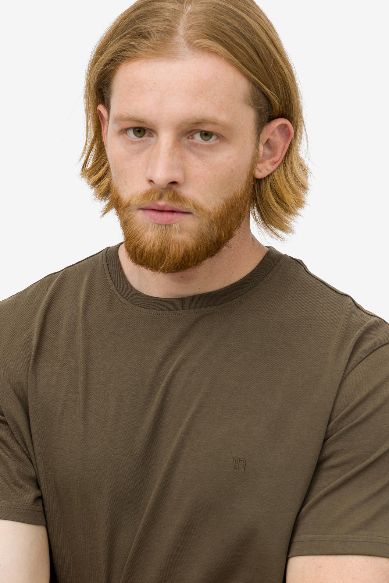 T-Shirt Regular com Logo Bordado