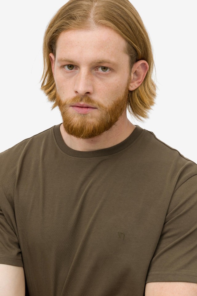 Regular T-Shirt with Embroidered Logo Regular T-Shirt with Embroidered Logo