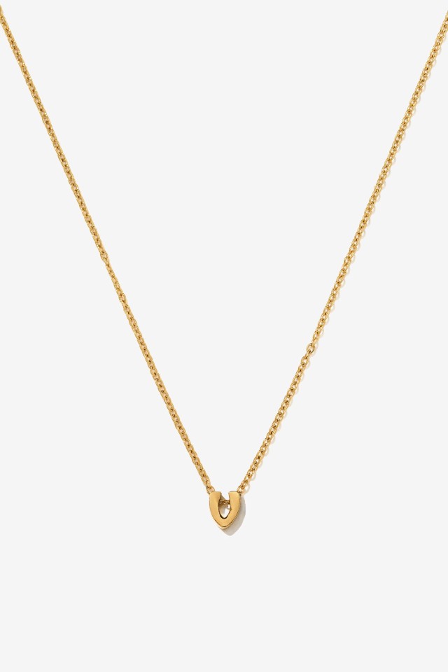 Collar con inicial de acero inoxidable