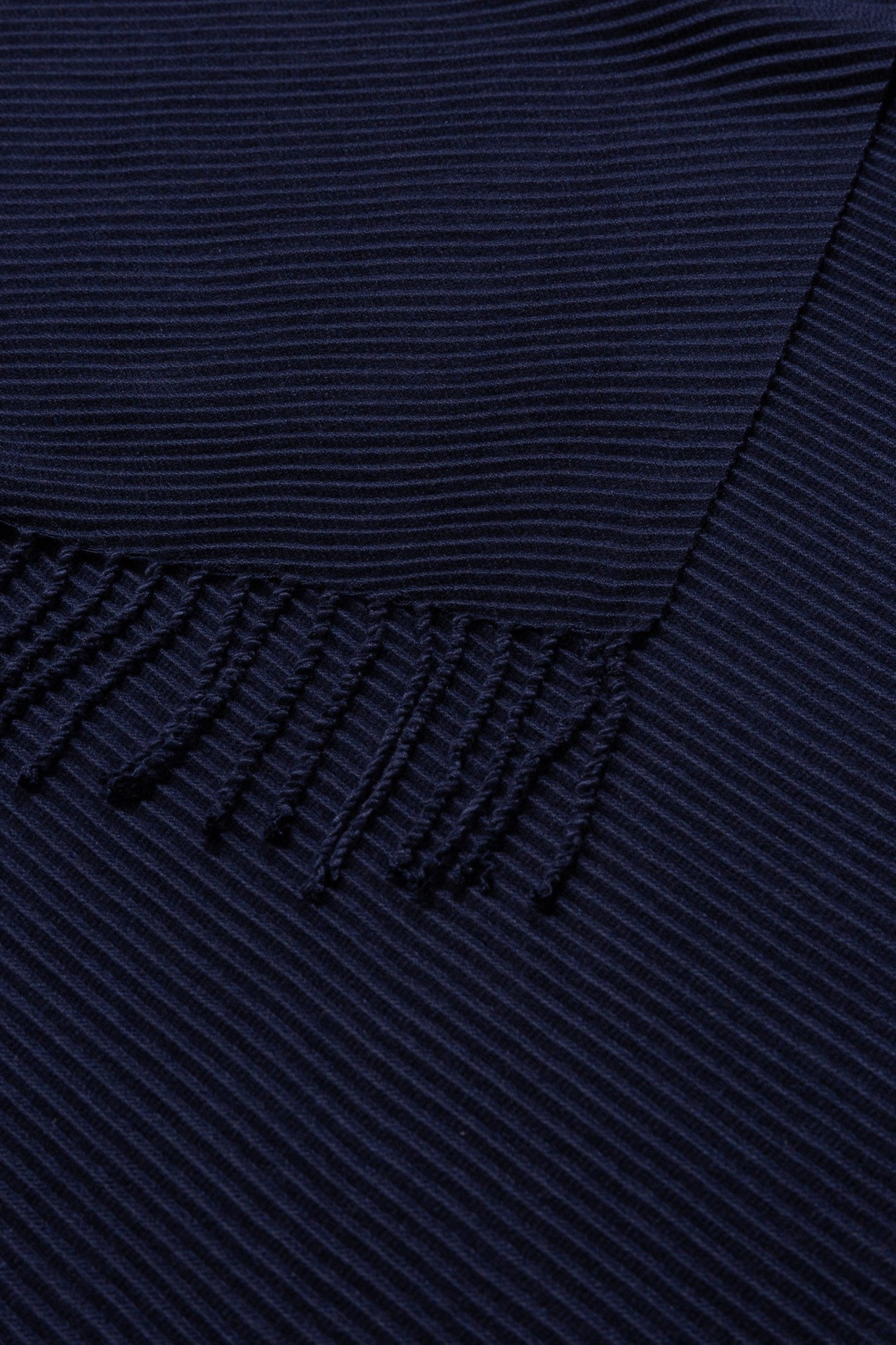 Pleated Scarf Blanket