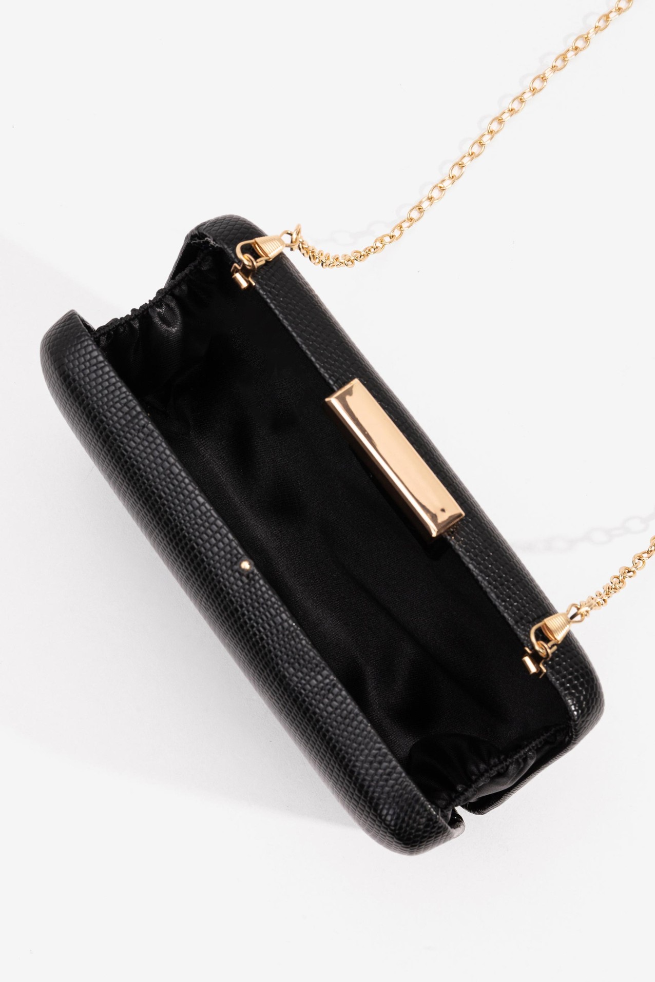 Clutch Retangular Efeito Pele