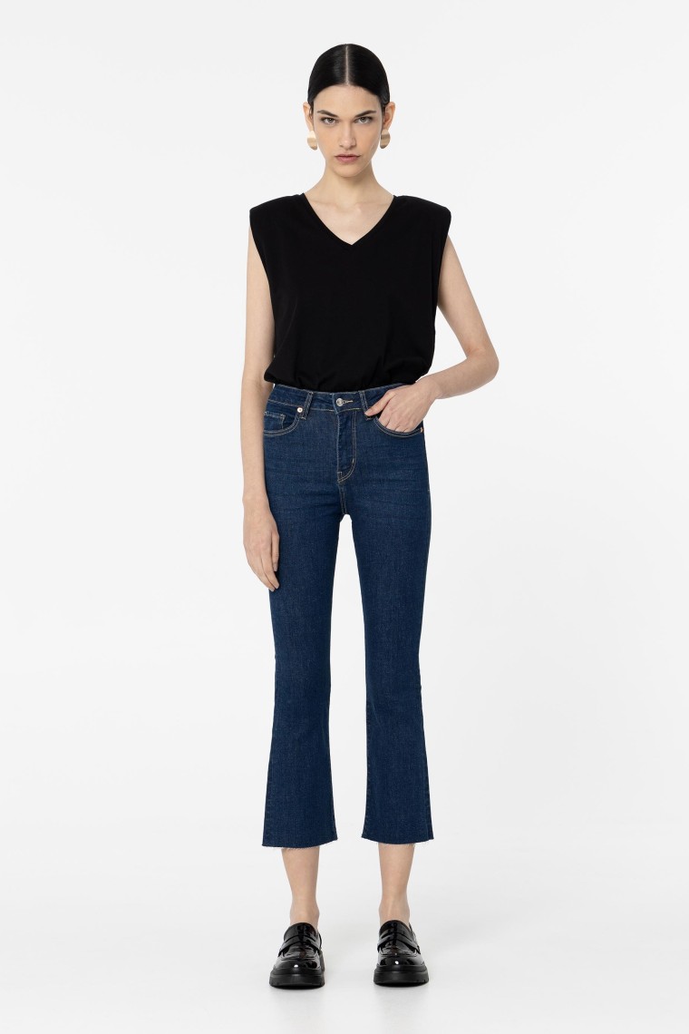 Jeans  Croped flare medium waist