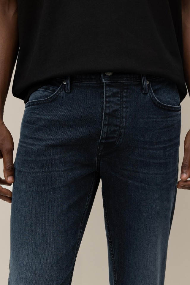 Jeans Osaka Tapered Fit Jeans Osaka Tapered Fit