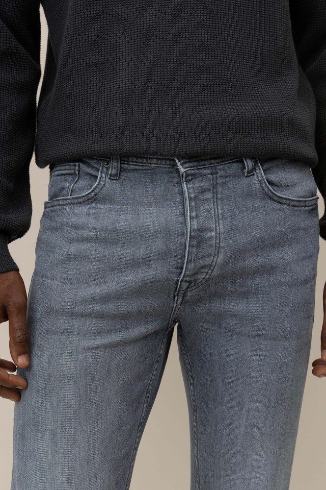 Jeans Osaka Tapered Fit Jeans Osaka Tapered Fit