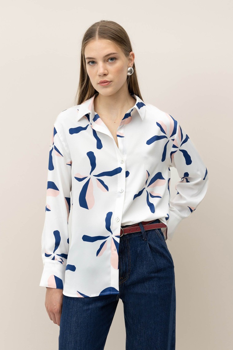 Camisa Acetinada Estampado Floral