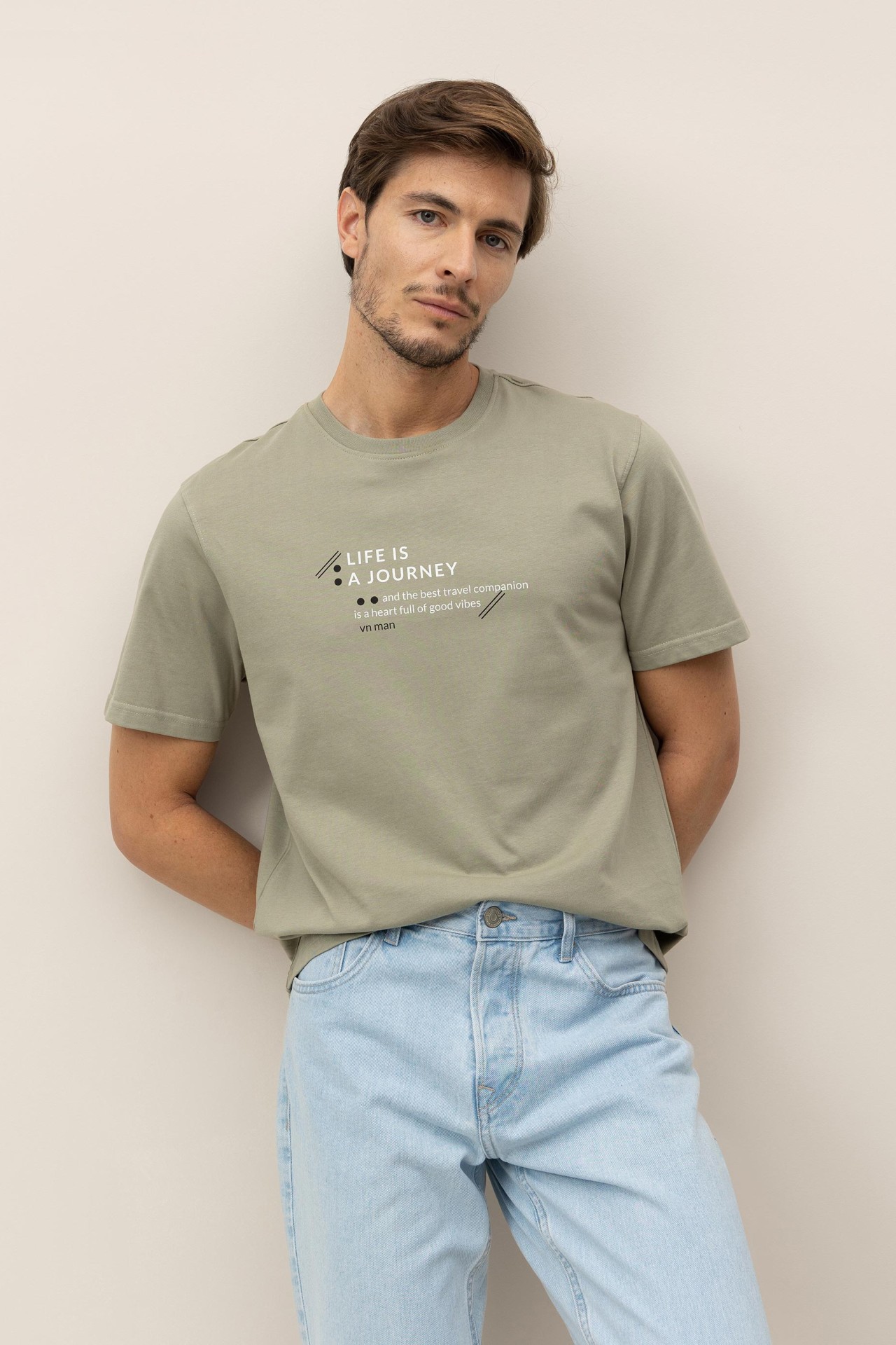 T-Shirt Regular com Mensagem