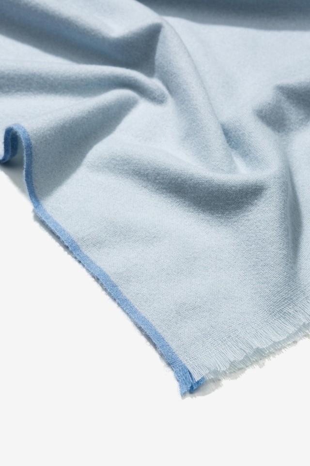 Pañuelo Rectangular Cardado Pañuelo Rectangular Cardado