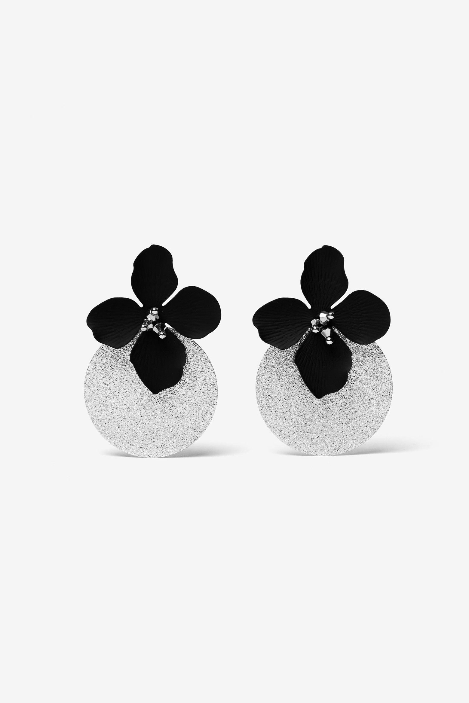 Pendientes Florales con Colgante