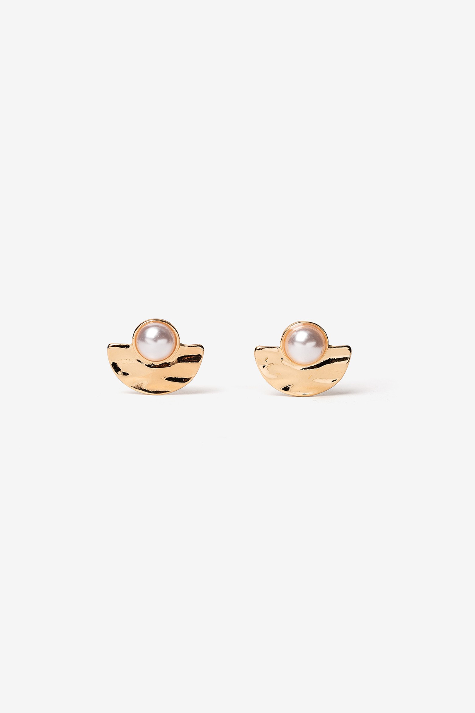Wavy Semicircular Pendant Earrings