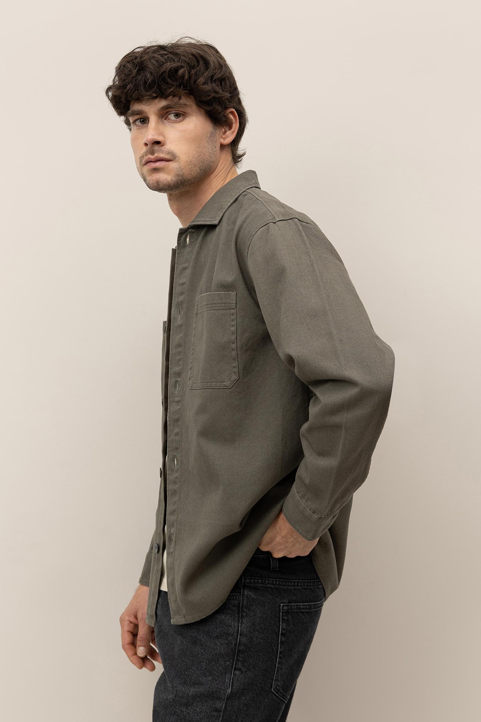 Camisa Relaxed Sarja de Algodo