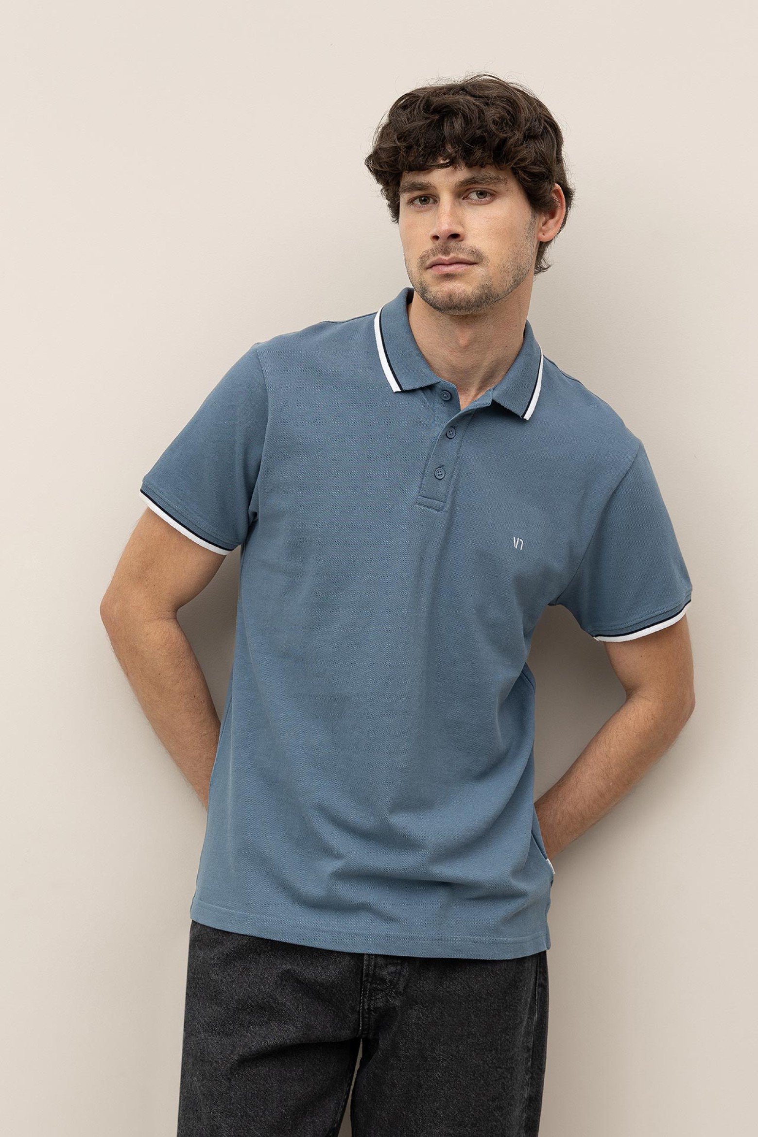 Polo de Algodn Bordado