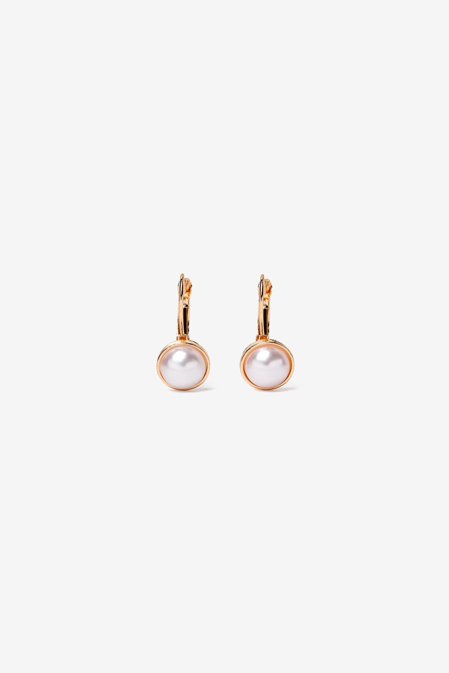 Circular Pearl Effect Earrings