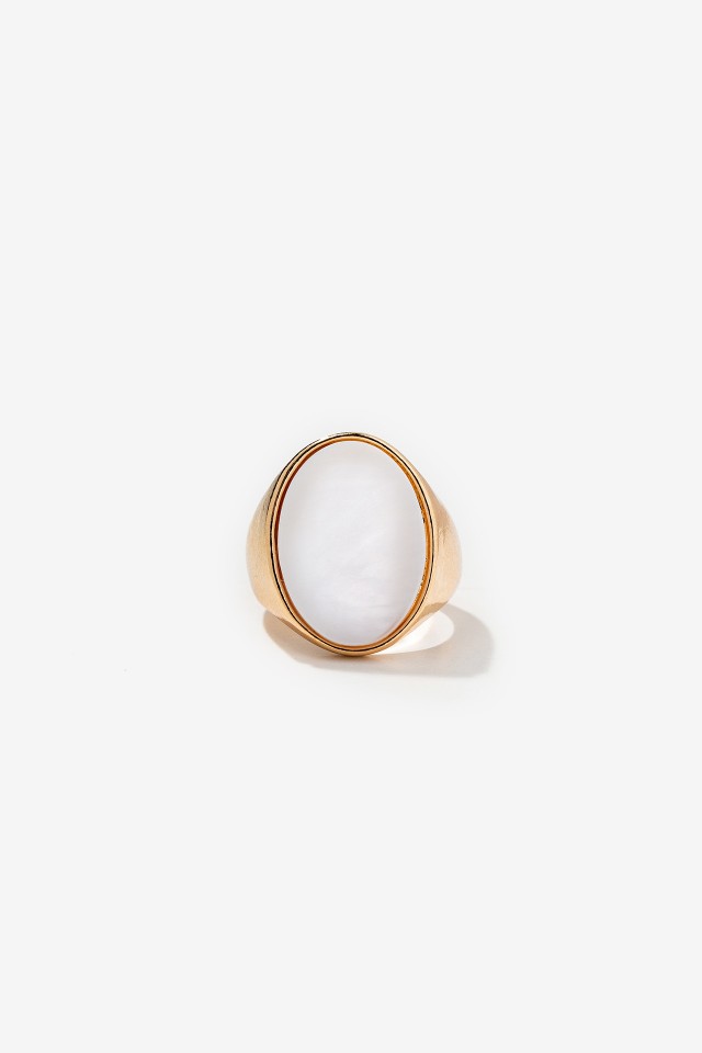 Anillo con Madreperla Ovalada