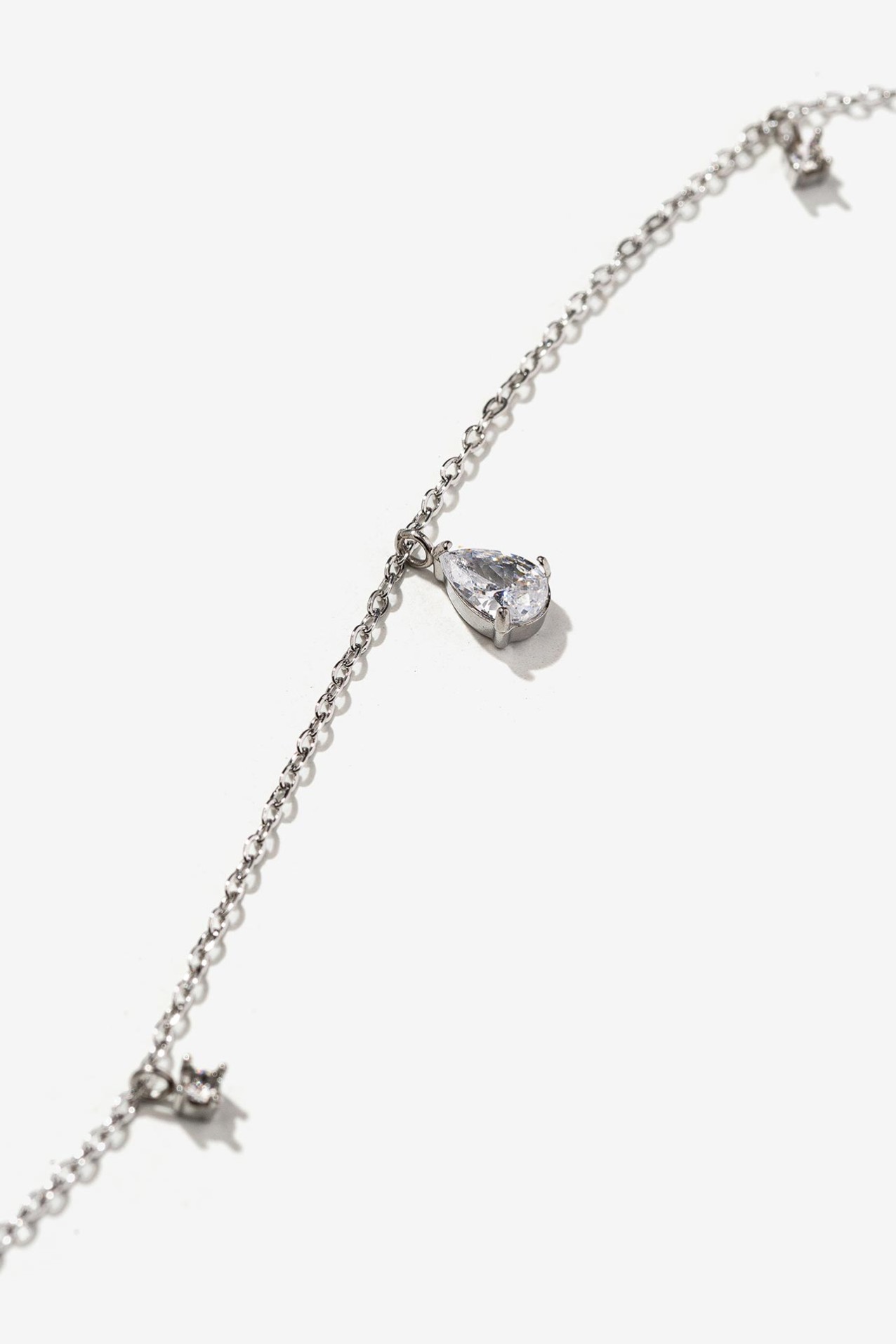 Colar de Ao com Pendentes