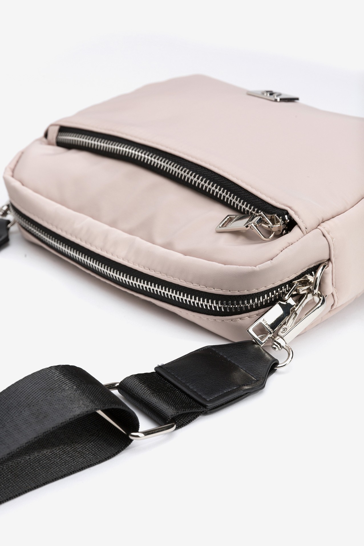 Mala Tiracolo de Nylon