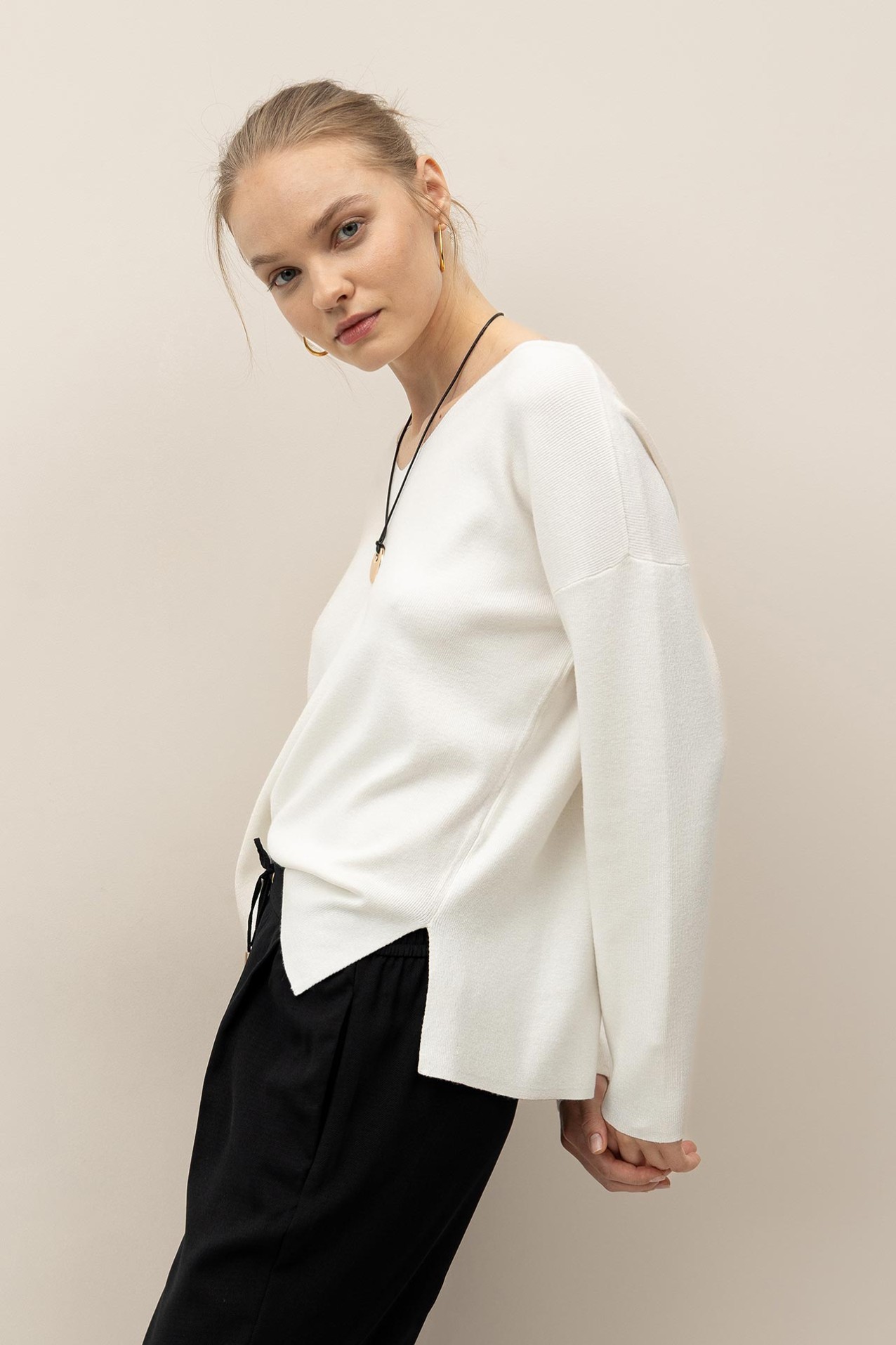 Camisola Relaxed Decote em V