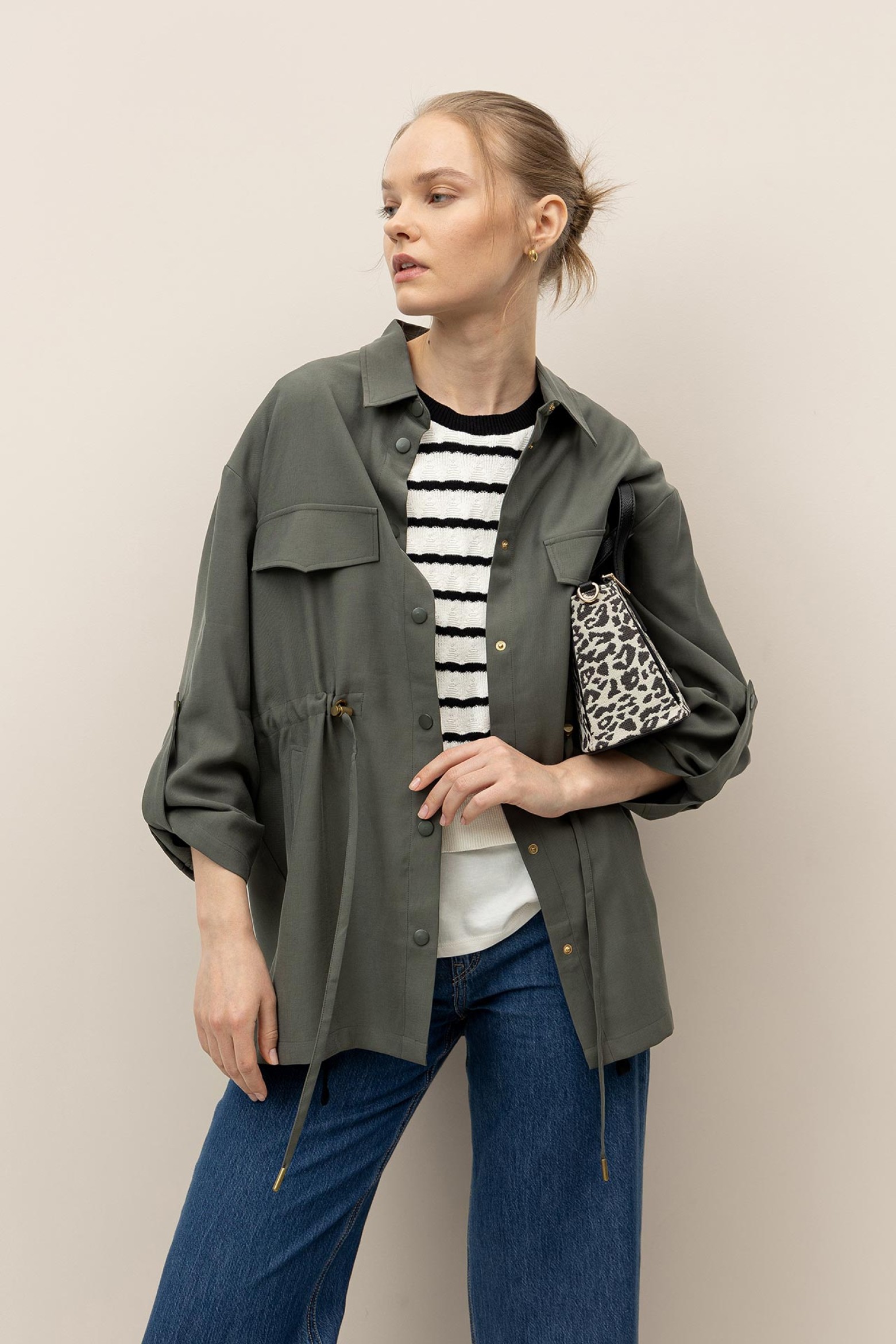 Abrigo Relaxed Fit Ajustable