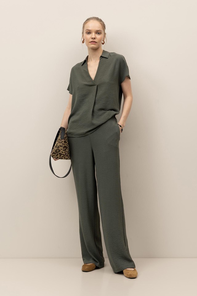 Textured Wide Leg Pants