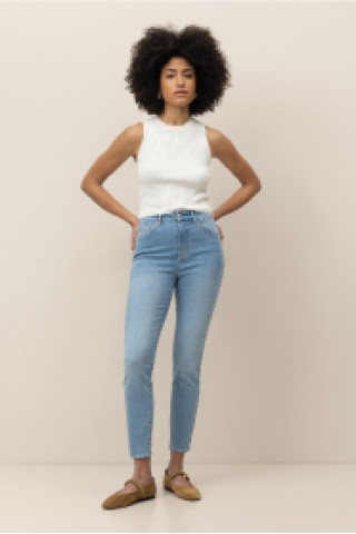 Skinny