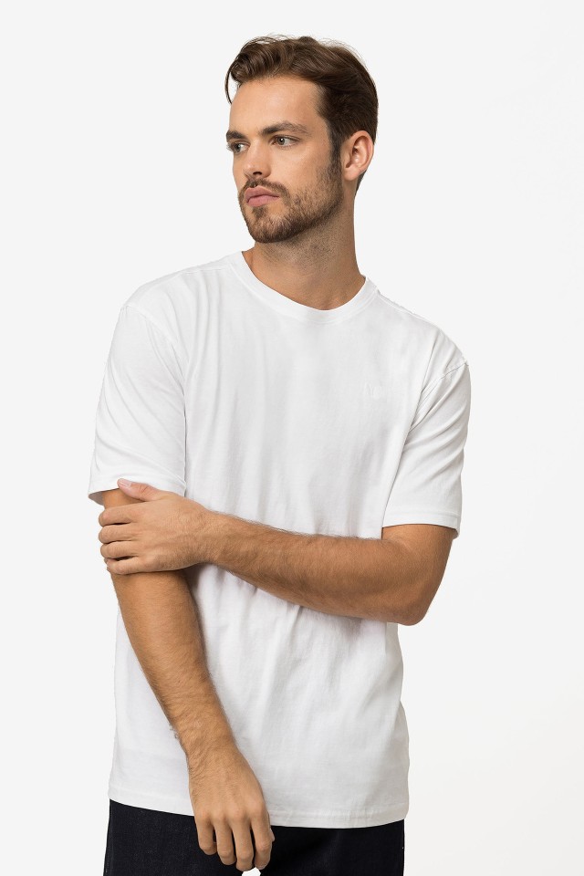 T-Shirt Regular com Logo Bordado T-Shirt Regular com Logo Bordado