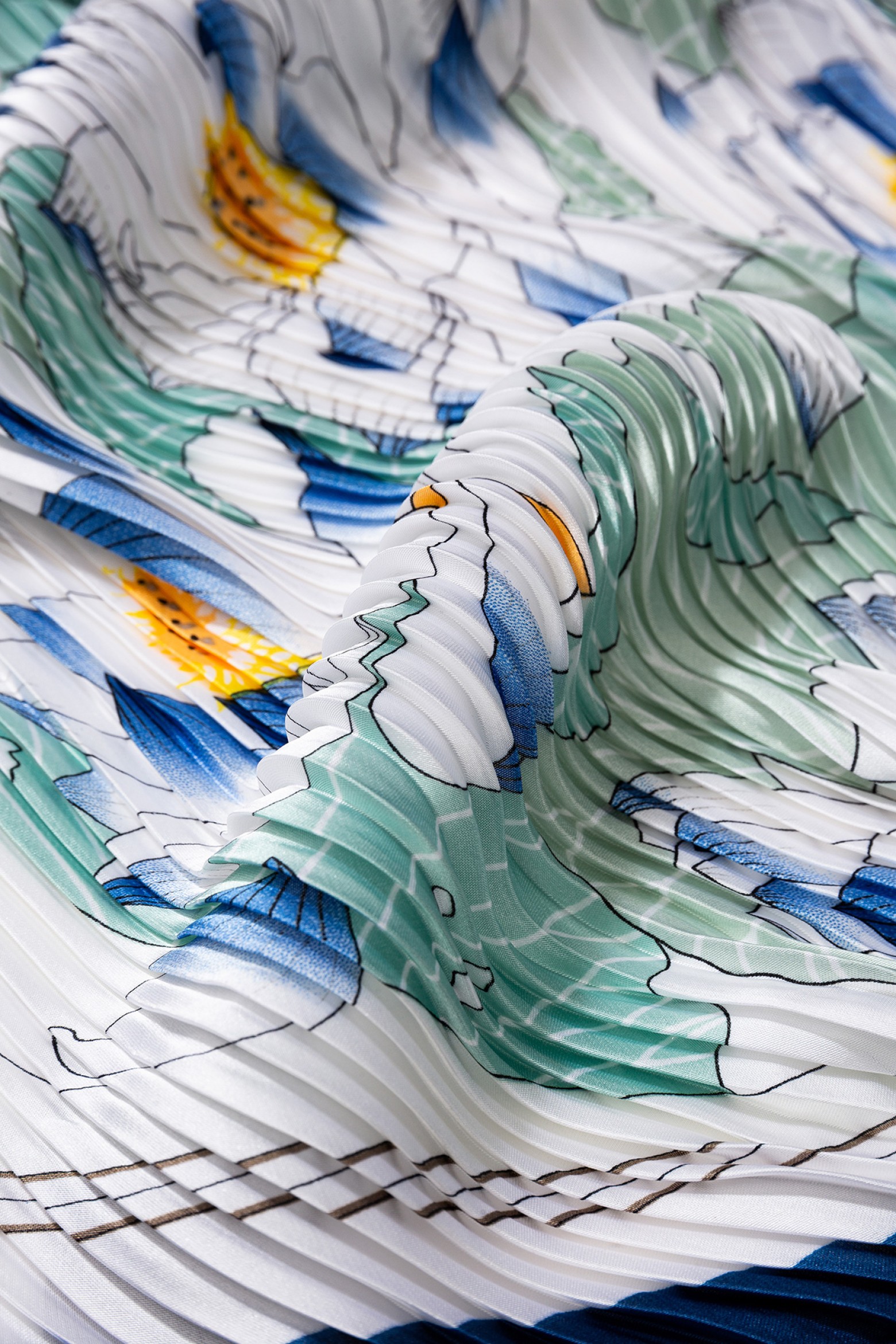 Pleated Floral Print Bandana