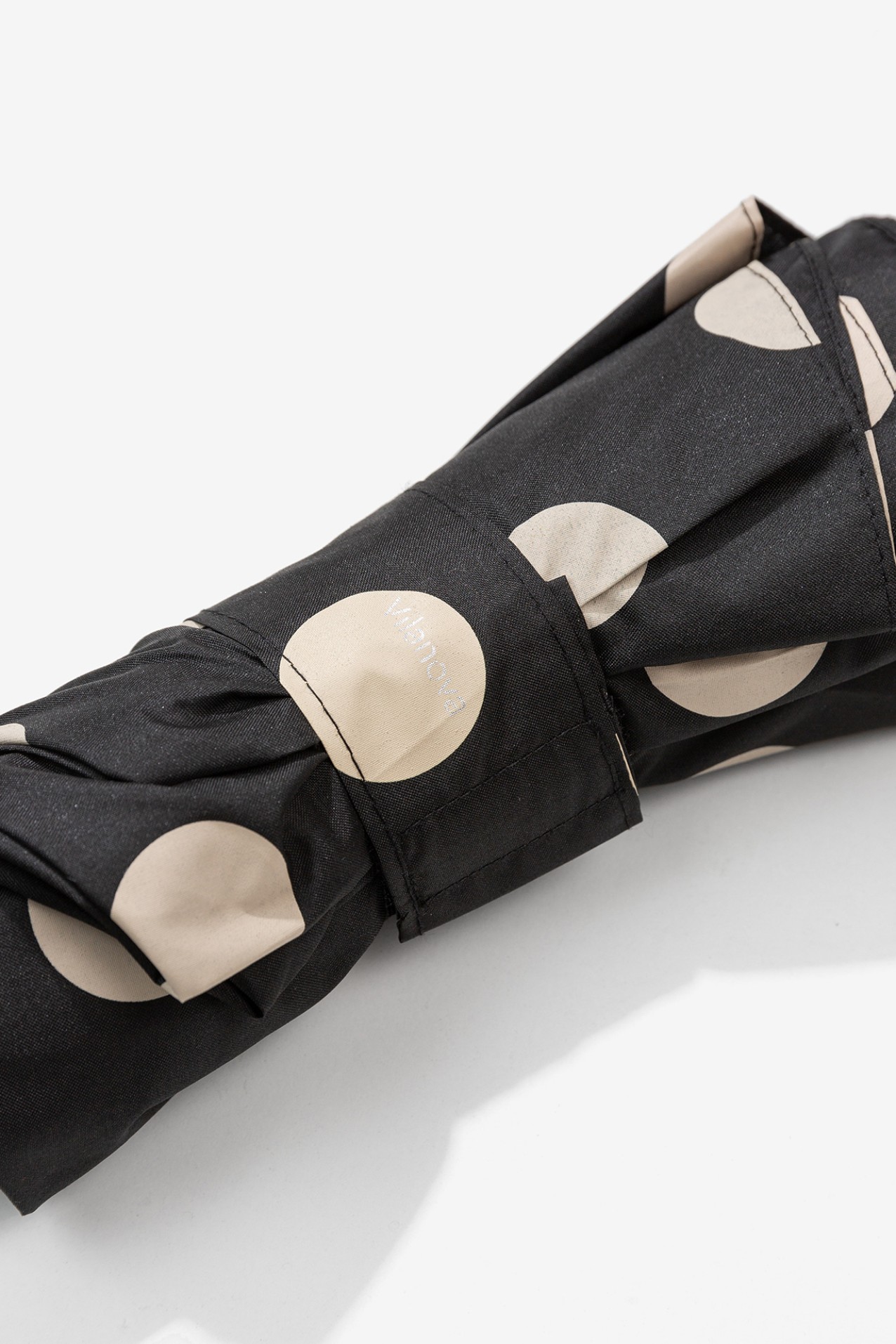 Guarda-chuva dobrvel com bolinhas