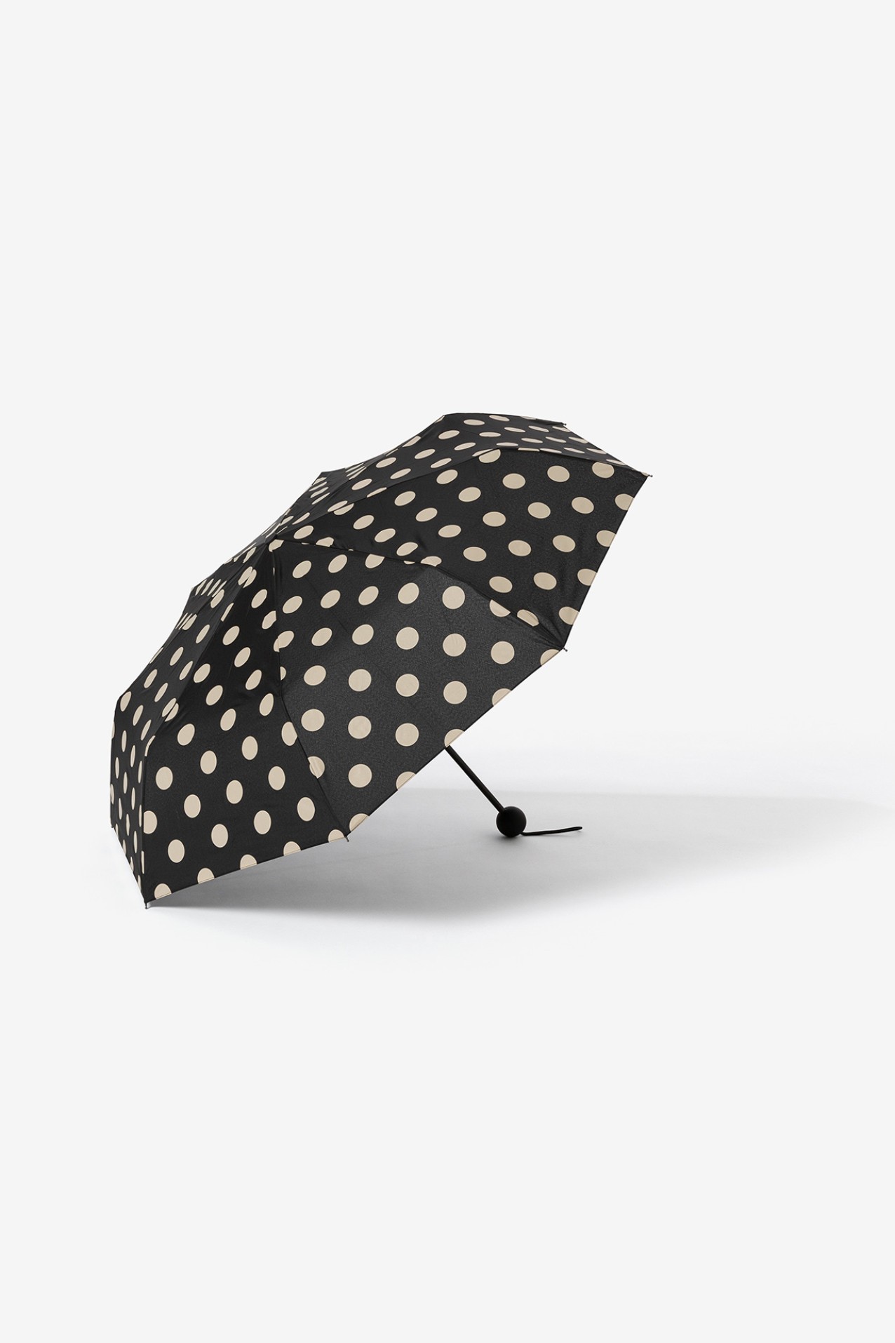 Guarda-chuva dobrvel com bolinhas