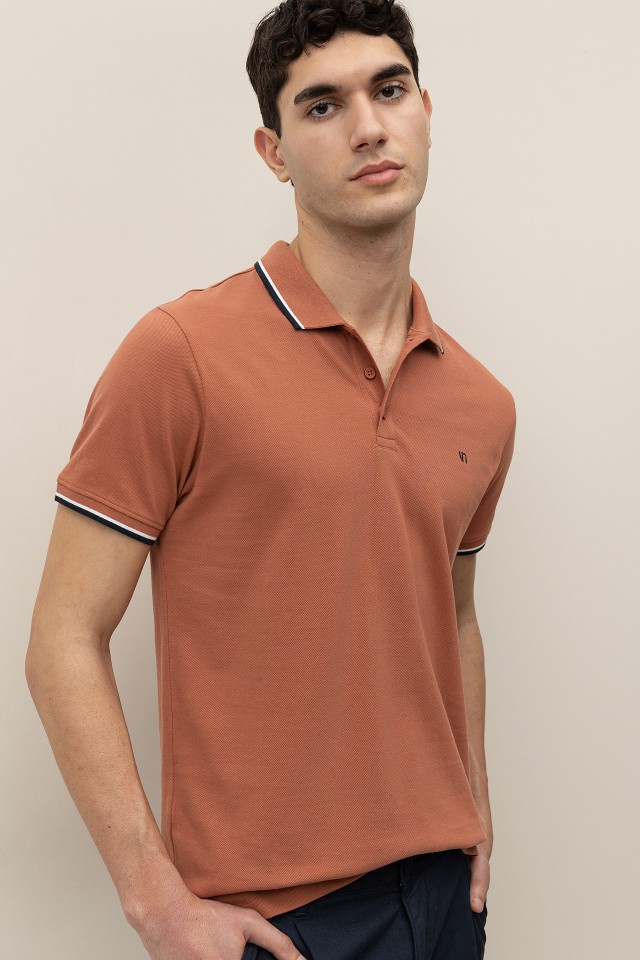 Polo de Algodn Bordado