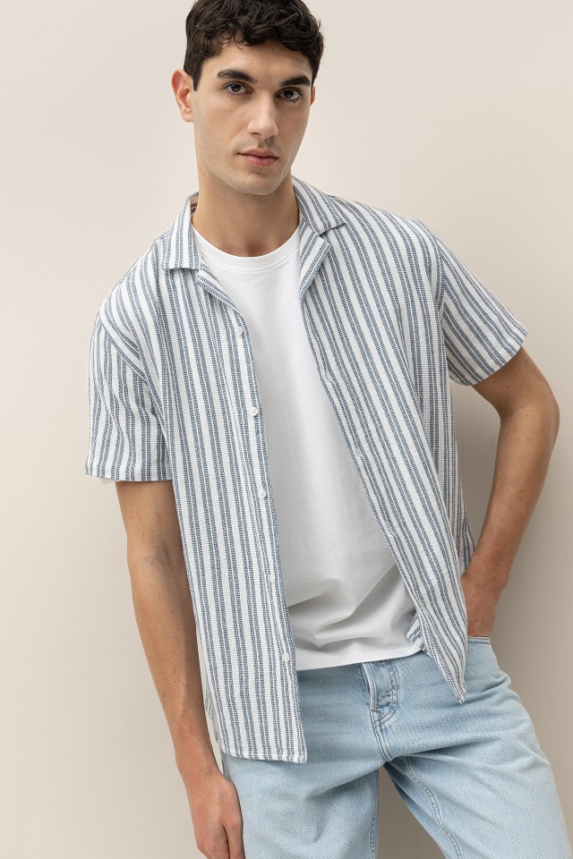 Camisa Relaxed Colarinho Bowling