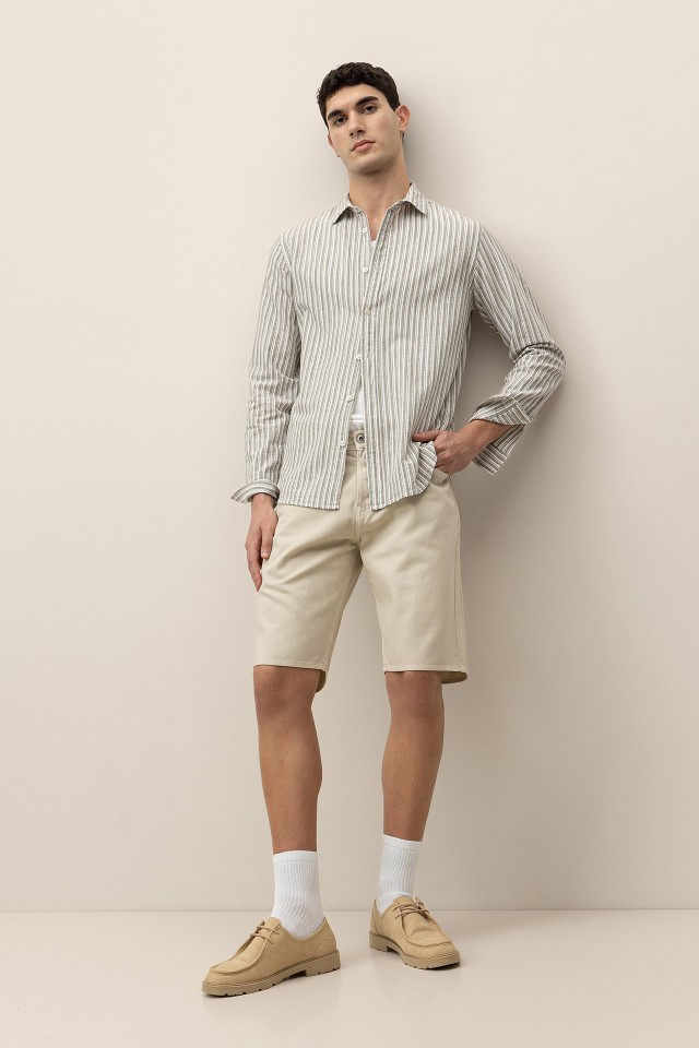 Shorts Regular Fit de Sarga