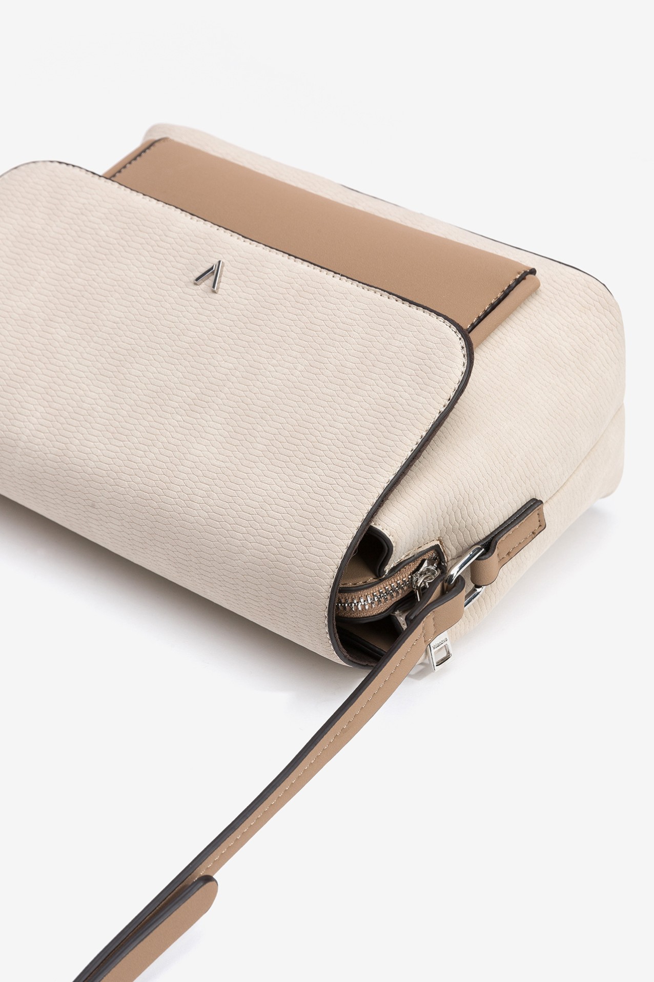 Mala Tiracolo com Pala