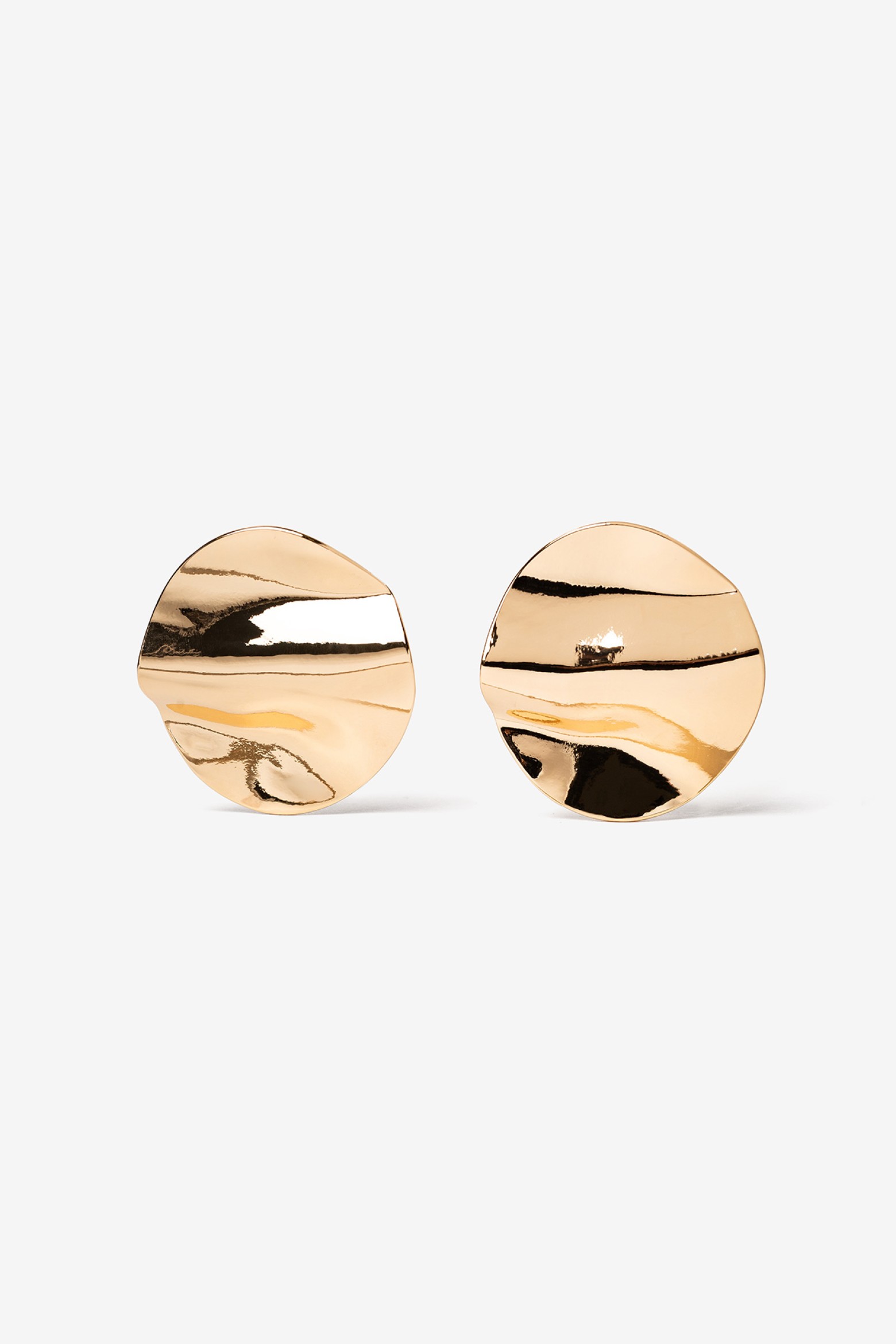 Wavy Circular Earrings