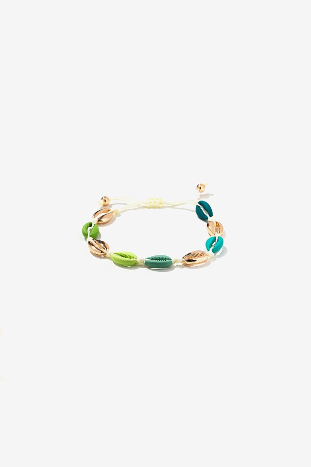 Matte Effect Shell Bracelet