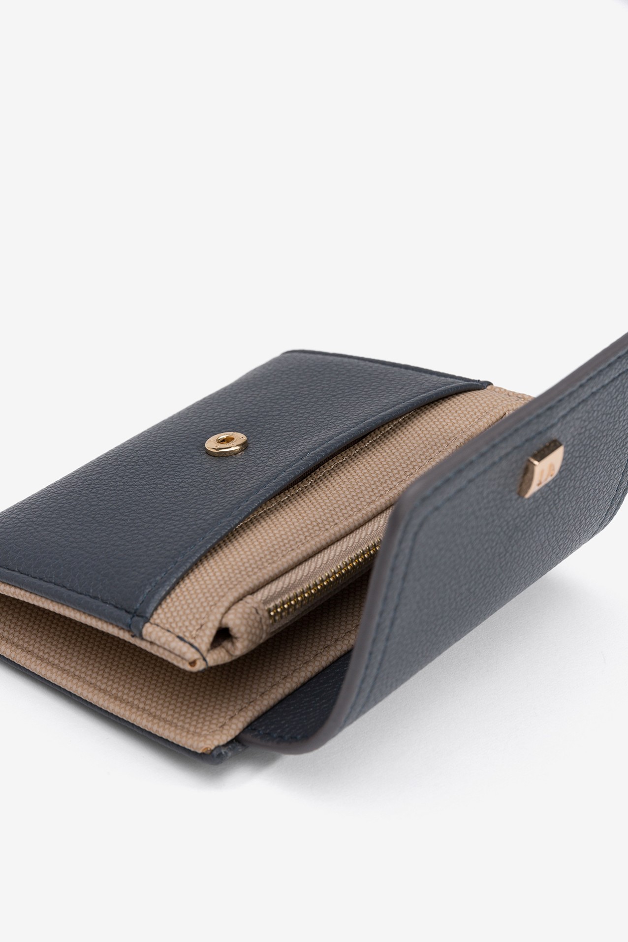 Porta-Moedas Efeito Pele com Pala