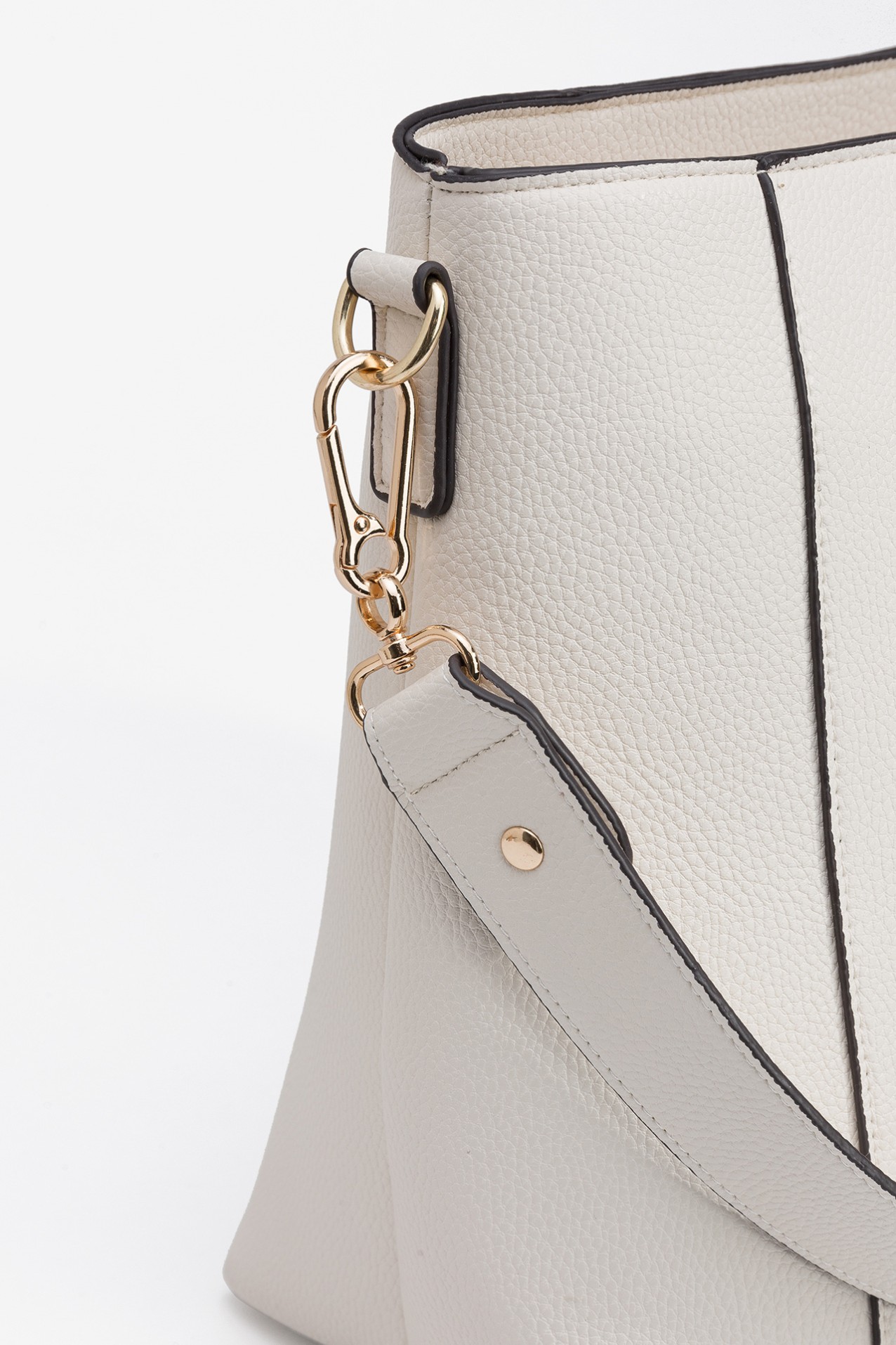 Mala de Ombro Efeito Pele