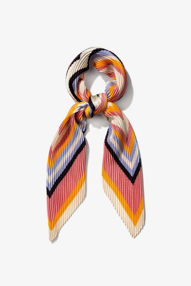 Pleated Printed Bandana