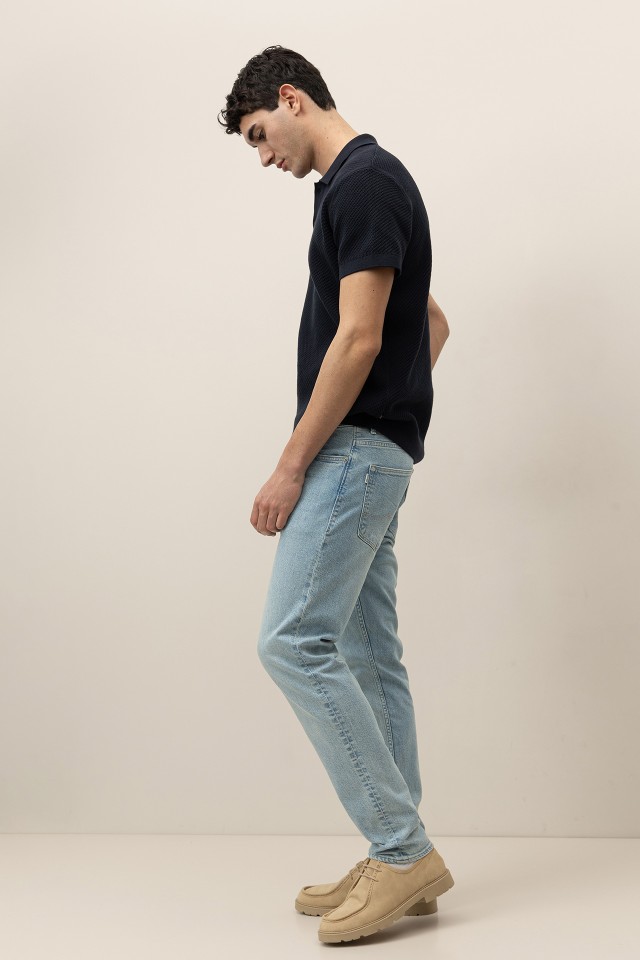 Jeans Osaka Tapered Fit Jeans Osaka Tapered Fit