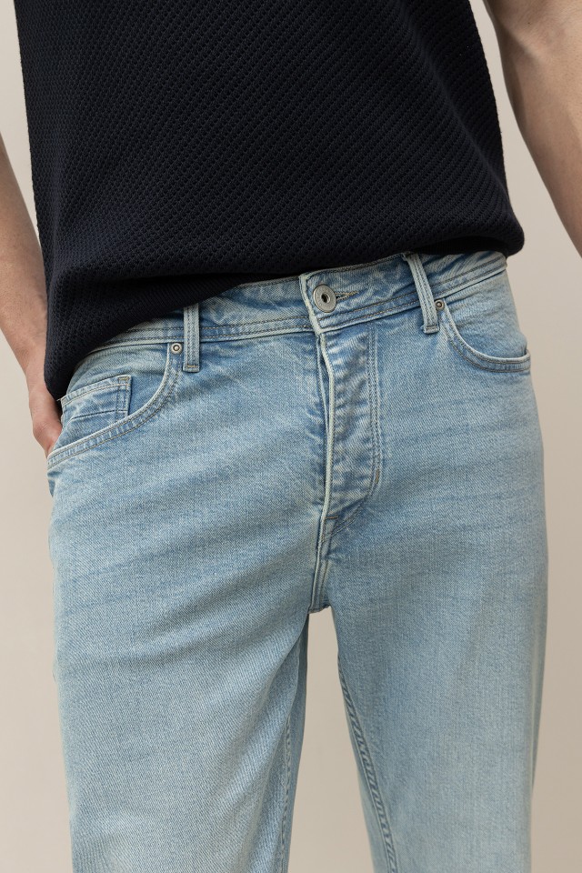 Jeans Osaka Tapered Fit Jeans Osaka Tapered Fit