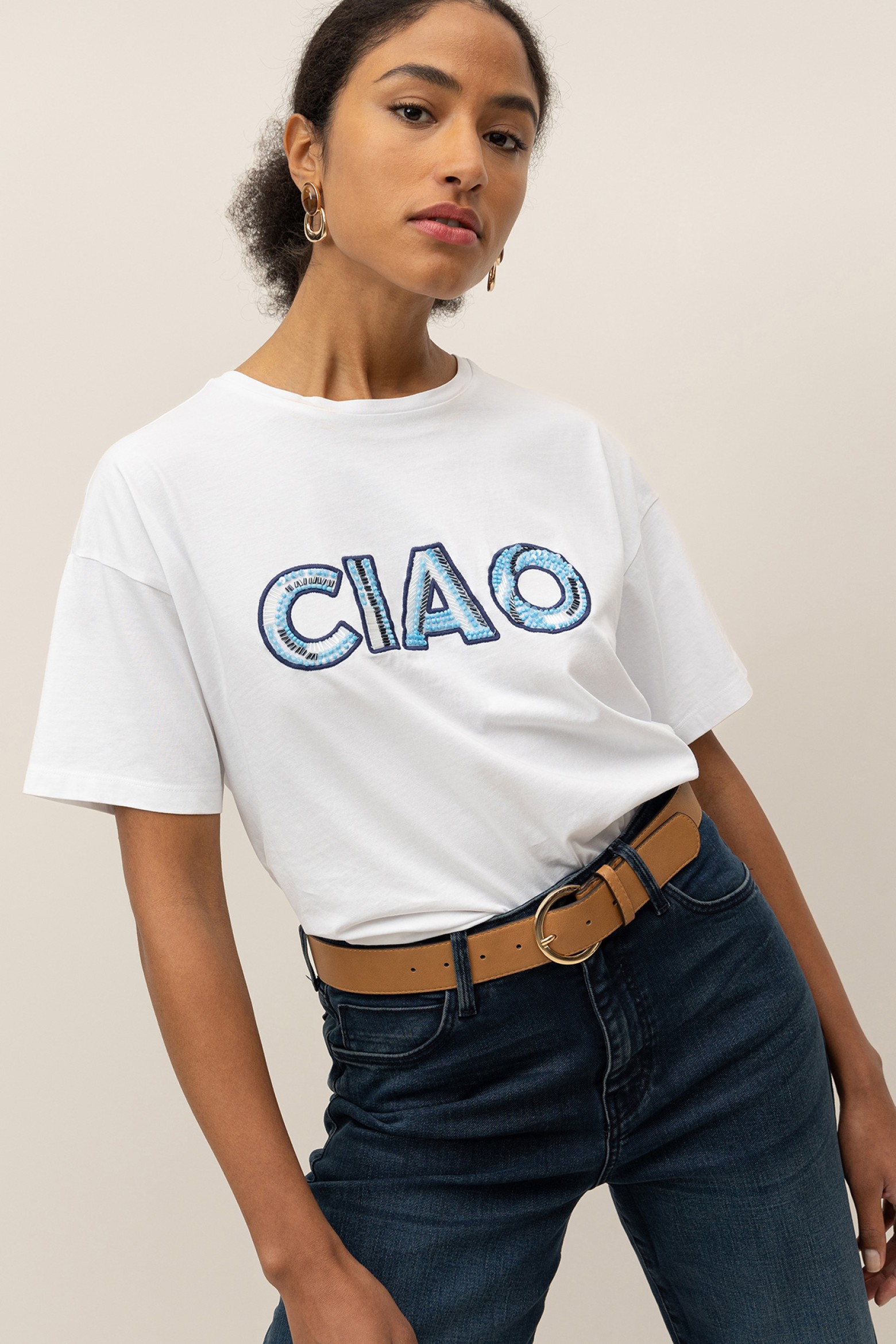 T-Shirt Bordada com Missangas