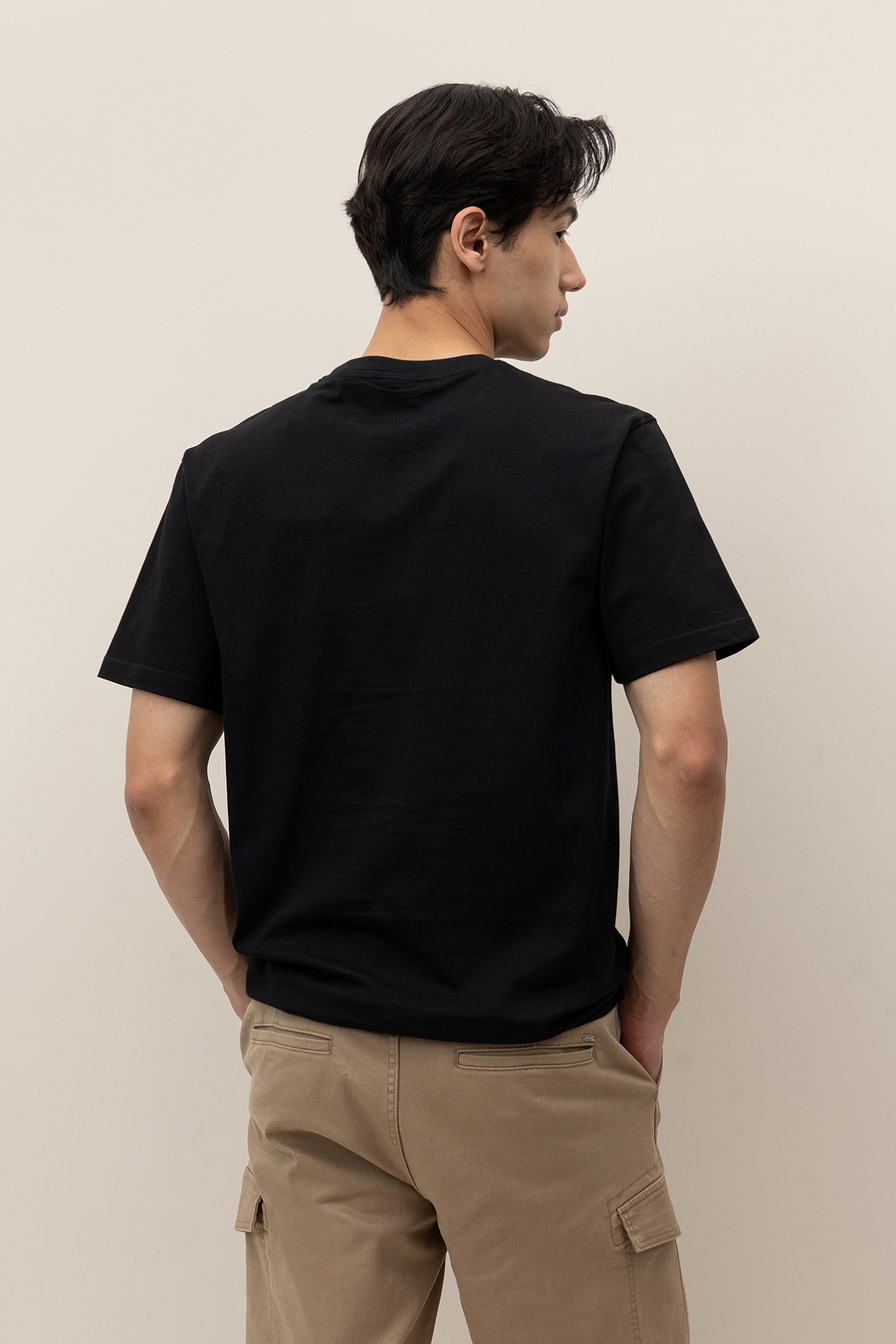 T-Shirt Regular com Patch