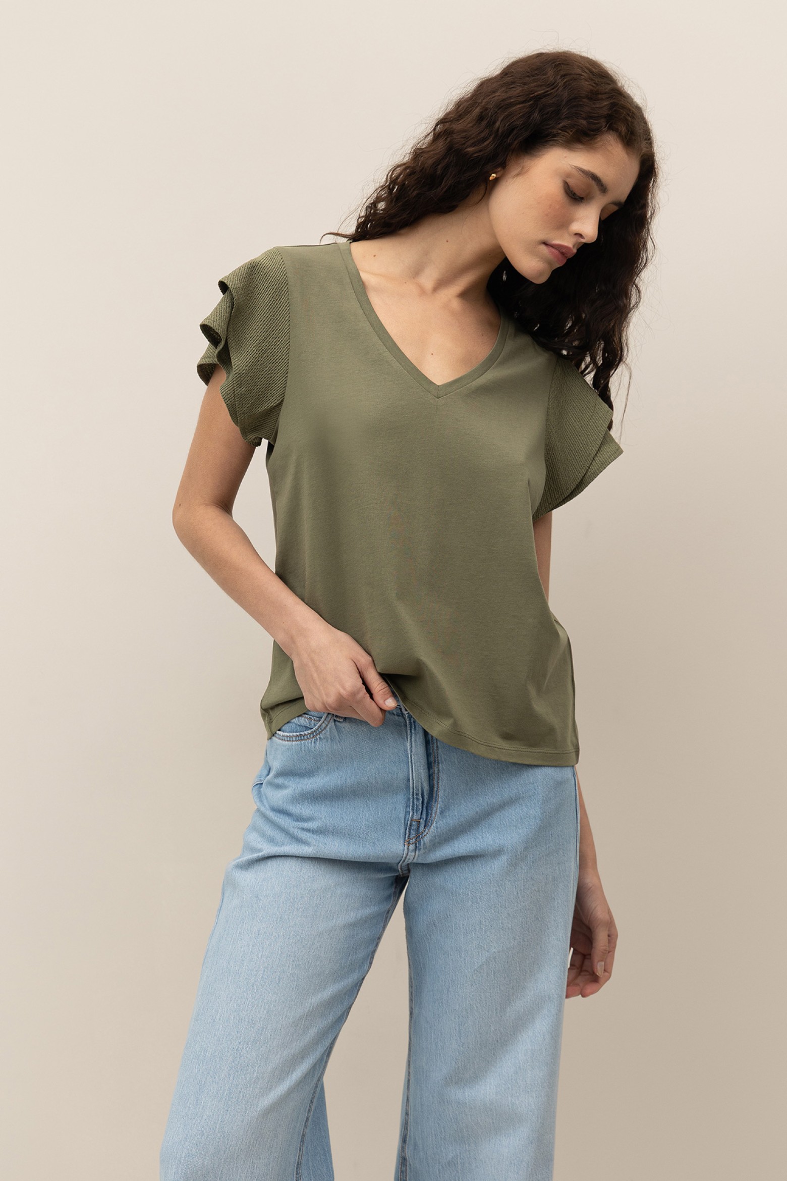 T-Shirt com Folhos Texturizados