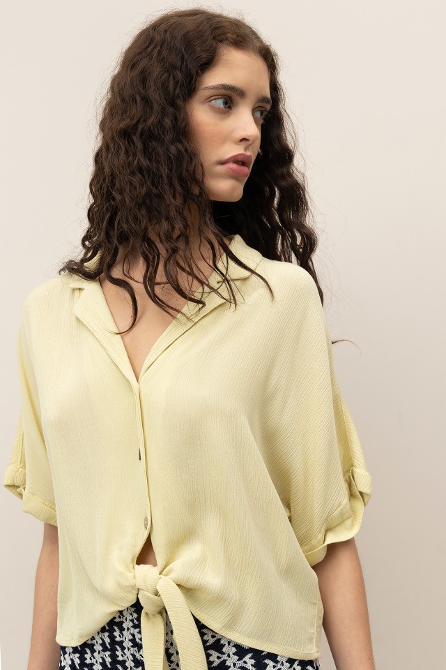 Camisa Cropped con Lazo