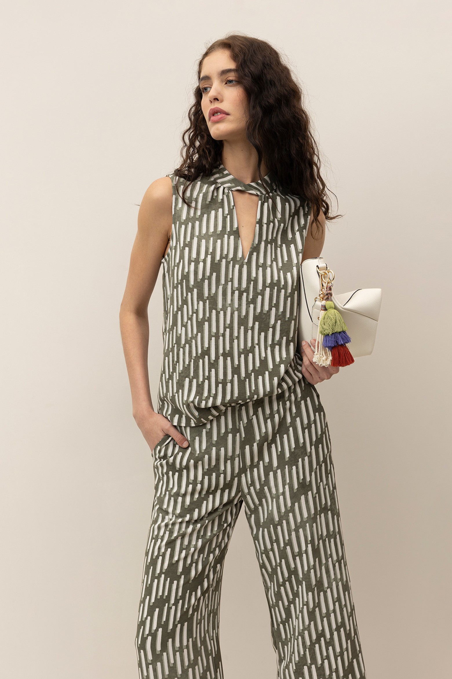 Top with Neckline Cutout