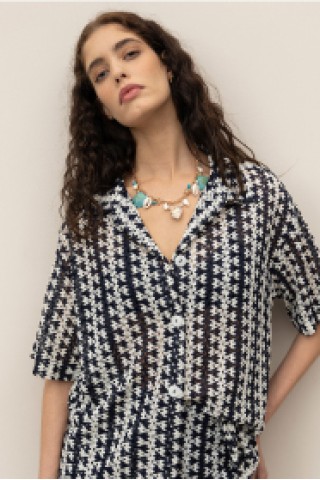 Camisas y Blusas