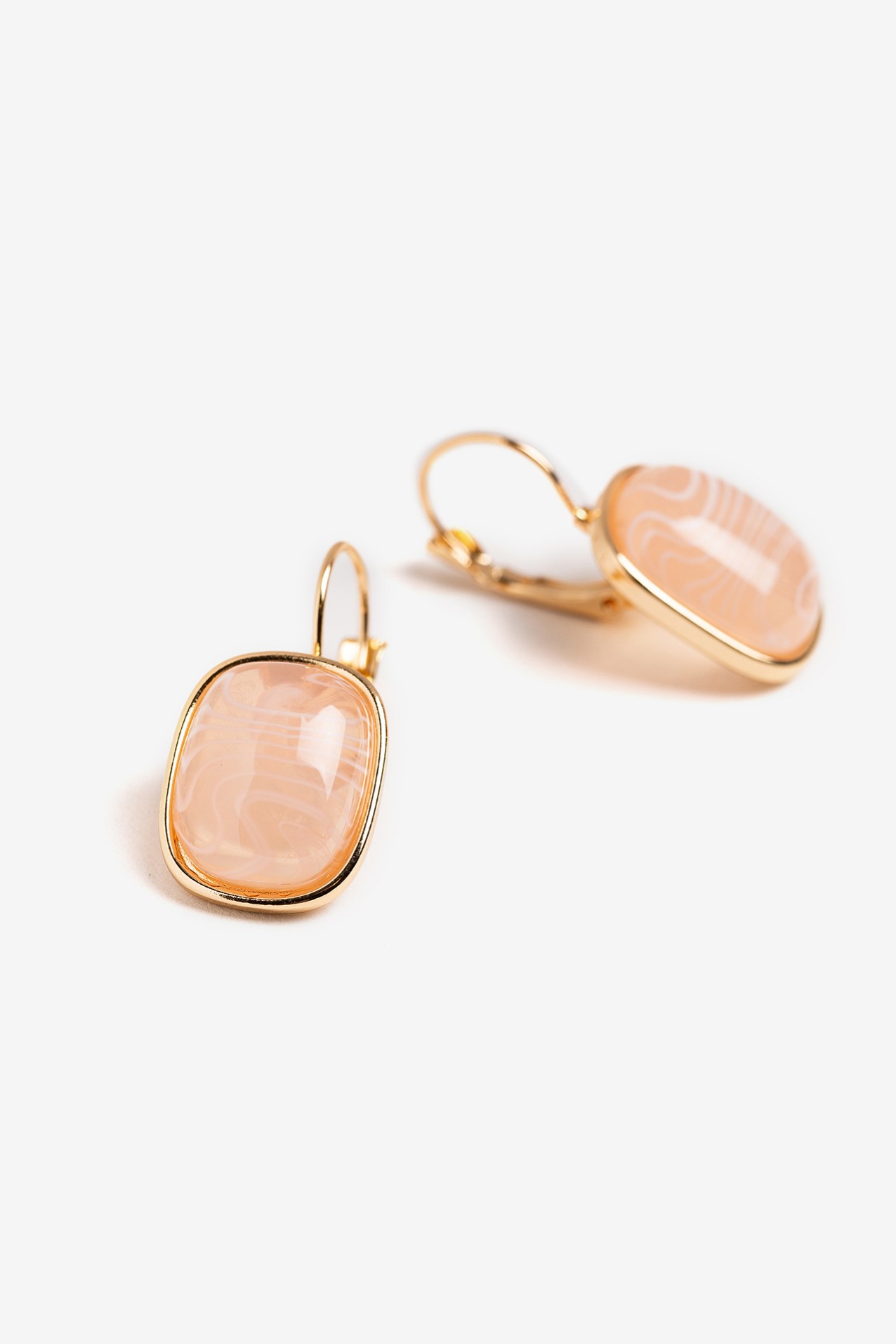 Brincos com Pormenor Acrlico