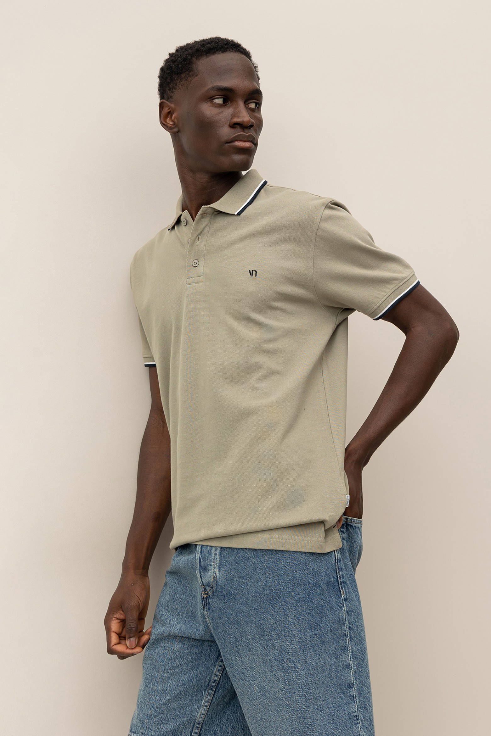 Polo de Algodo Bordado