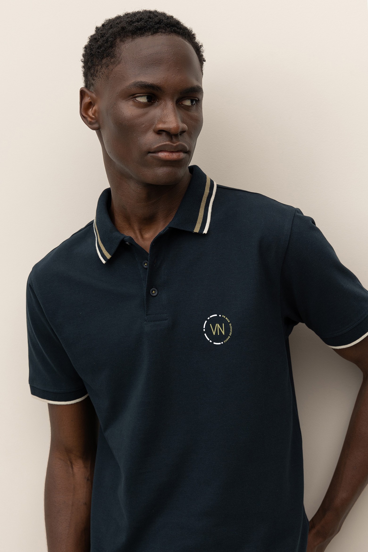 Polo Regular com Logo