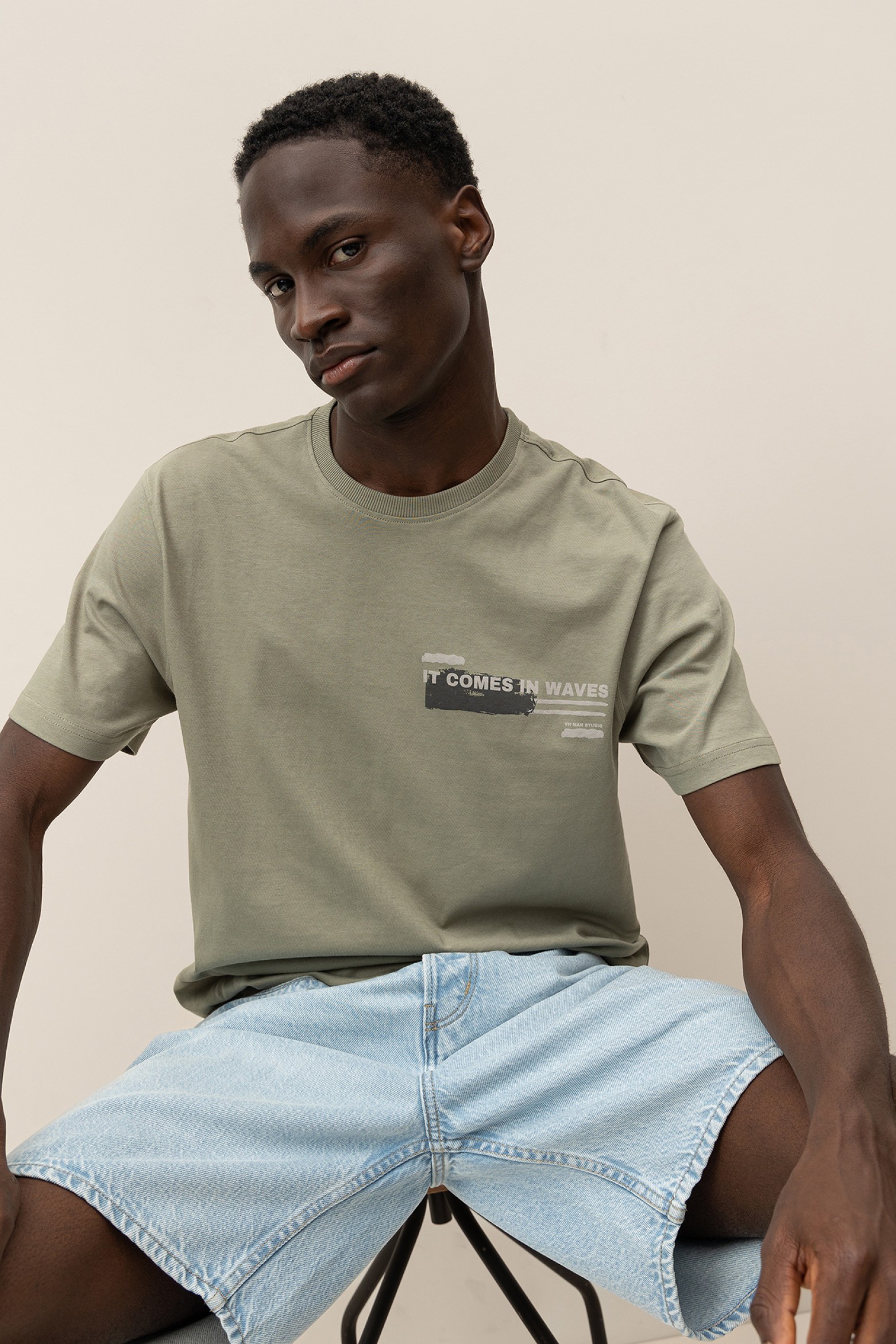 T-Shirt Estampada com Mensagem