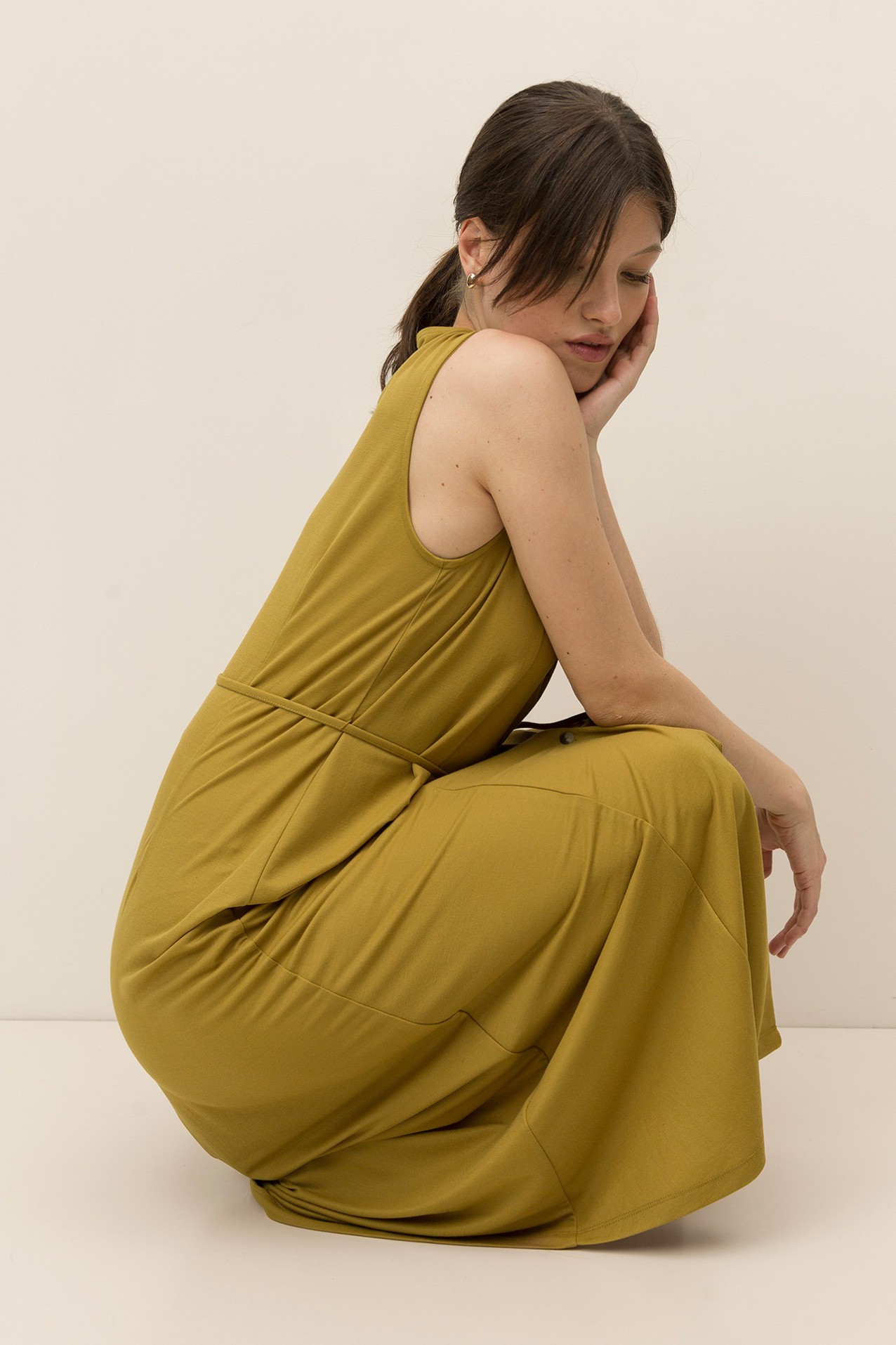 Vestido Midi com Cordo