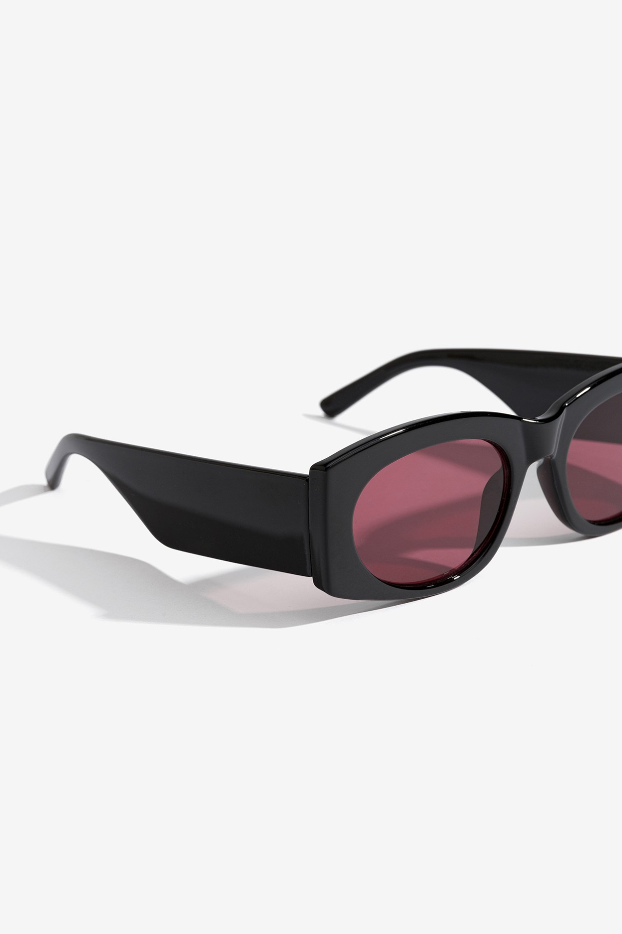 Mask-Style Sunglasses